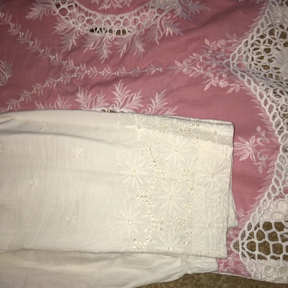 Pakistani designer lawn suit - Picture 3 of 3